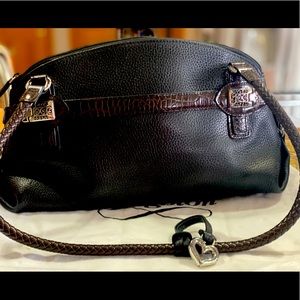 Brighton 2-tone purse in excellent condition.